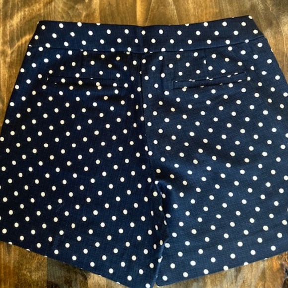 NWOT J. Crew Polka Dot Chino Shorts, sz 2 - Picture 2 of 4